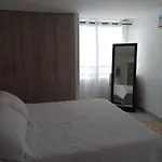 Apto vista el lago